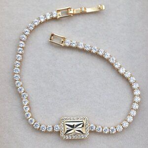 Elegant Gold and Silver Women's Bracelet
